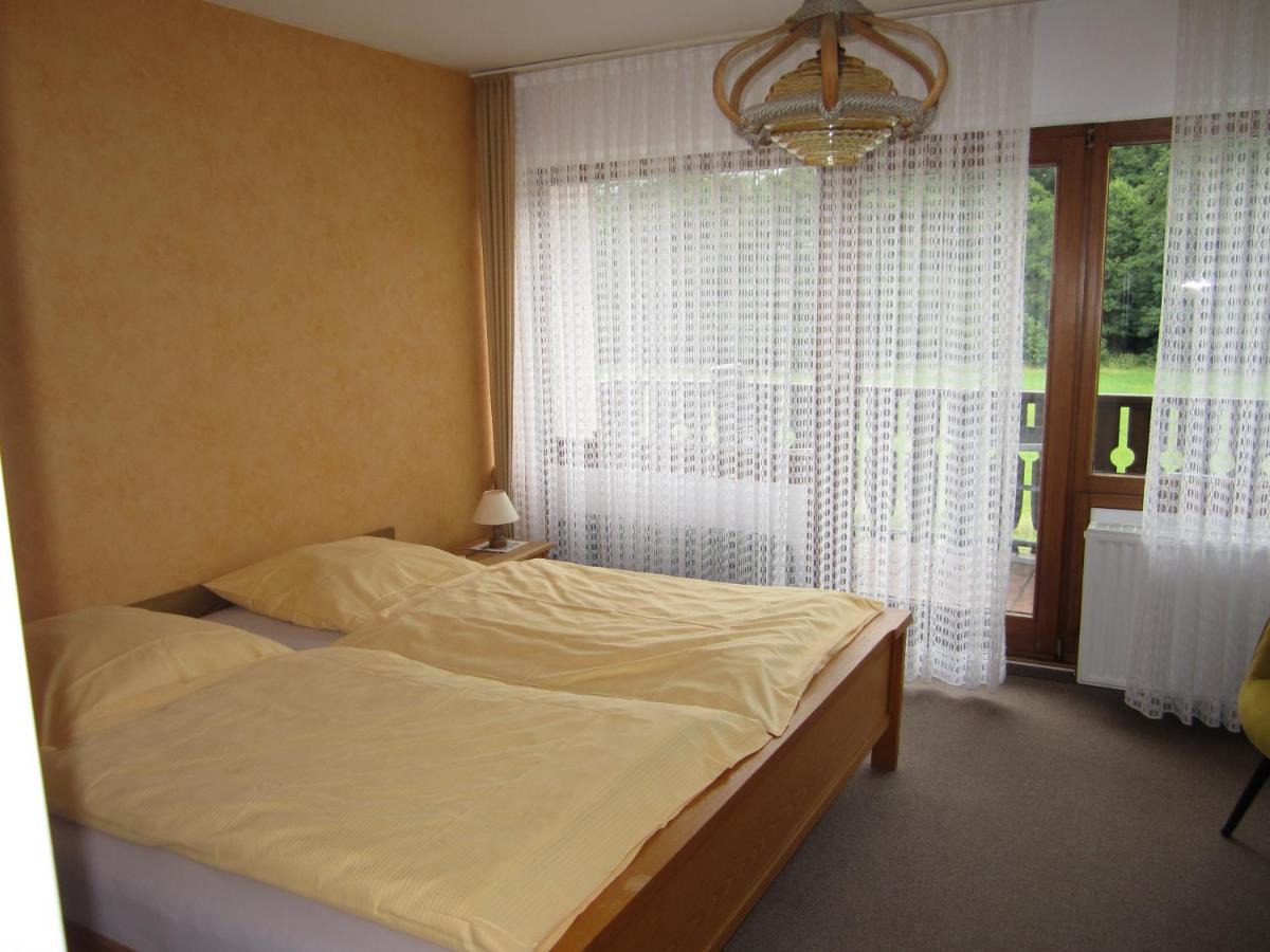Pension-Gaestehaus Waldhof ヴィンターベルク エクステリア 写真